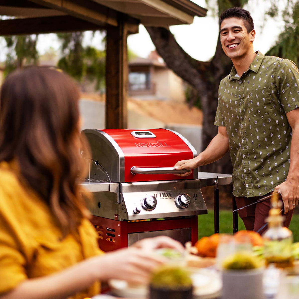 2 Burner Gas Grill with Foldable Shelves L729829