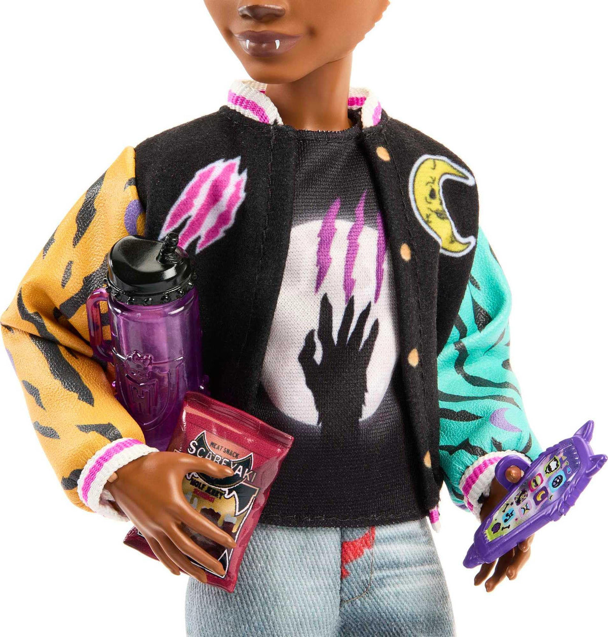 Monster High Doll with Pet Gargoyle Bulldog and Themed Accessories O9239